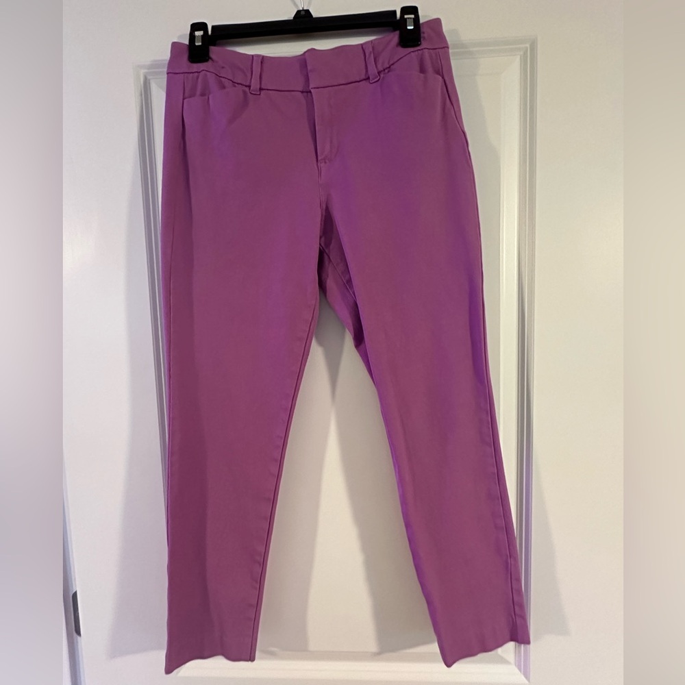 Women’s Old Navy Pixie Ankle Pants, Size 4, Light Purple